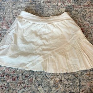 White Halara skirt